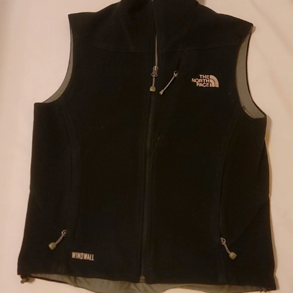 The north face women's fleece vest size medium